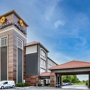 La Quinta & By Wyndham 3* Norfolk